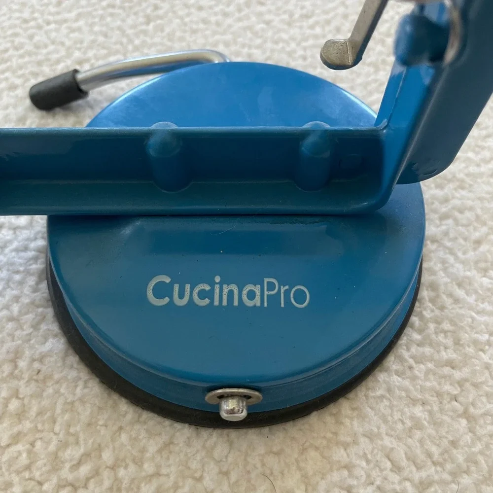 CucinaPro Apple Peeler Corer Slicer Blue Suction Base Hand Crank‎ Kitchen Tool